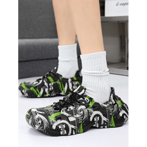 Abstract Pattern Breathable Lace Up Front Water Shoes